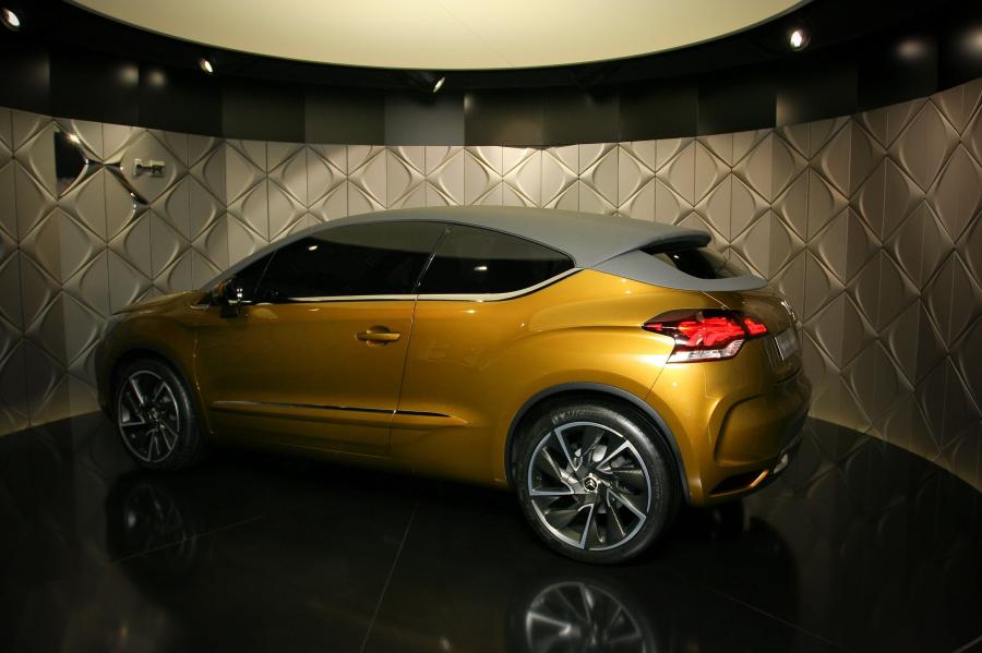  Citroen DS High Rider Concept 2010 года  (фото 25 из 40)